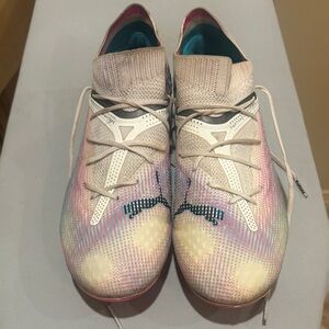 Puma Future 7 Ultimate Soccer Cleats